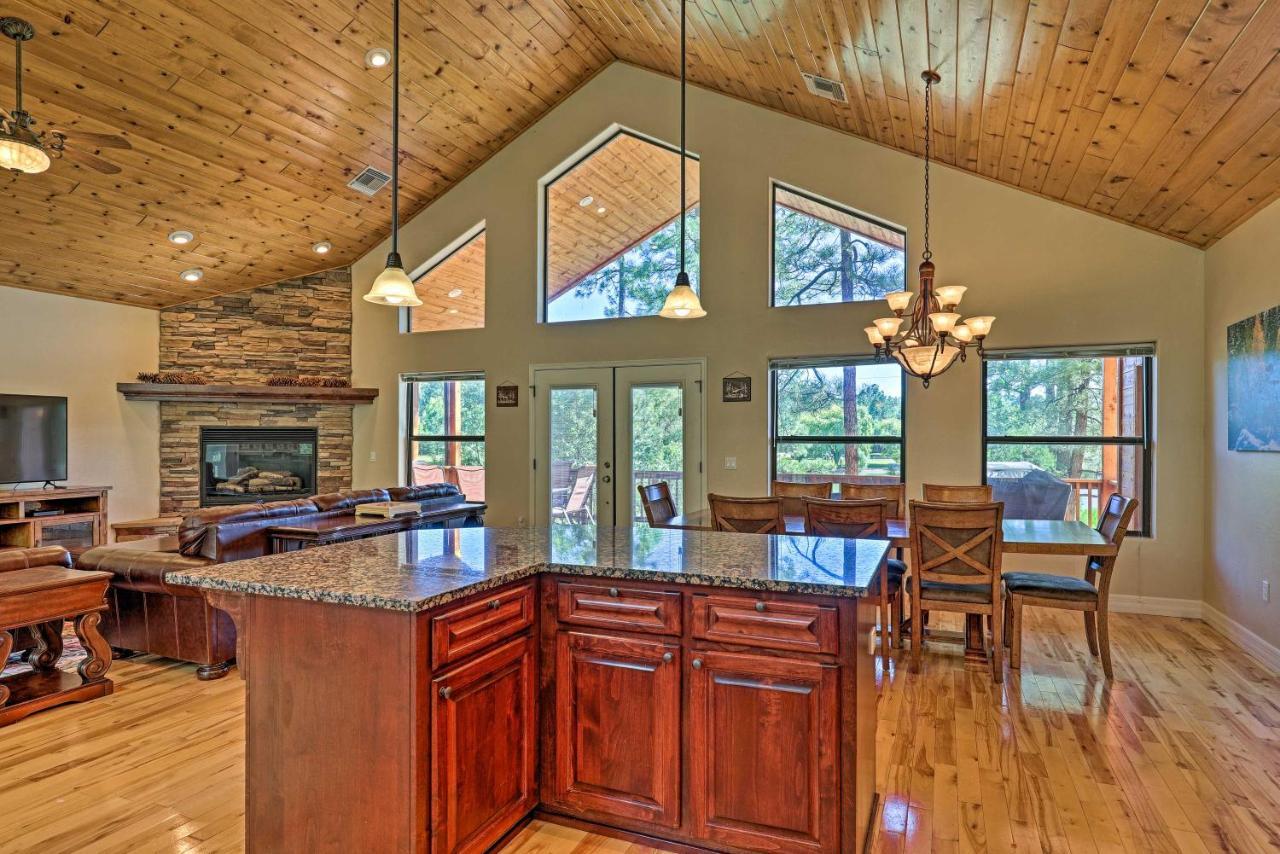 Serene Lakeside Cabin With Decks And Edler Lake Views! Pinetop-Lakeside Exteriér fotografie